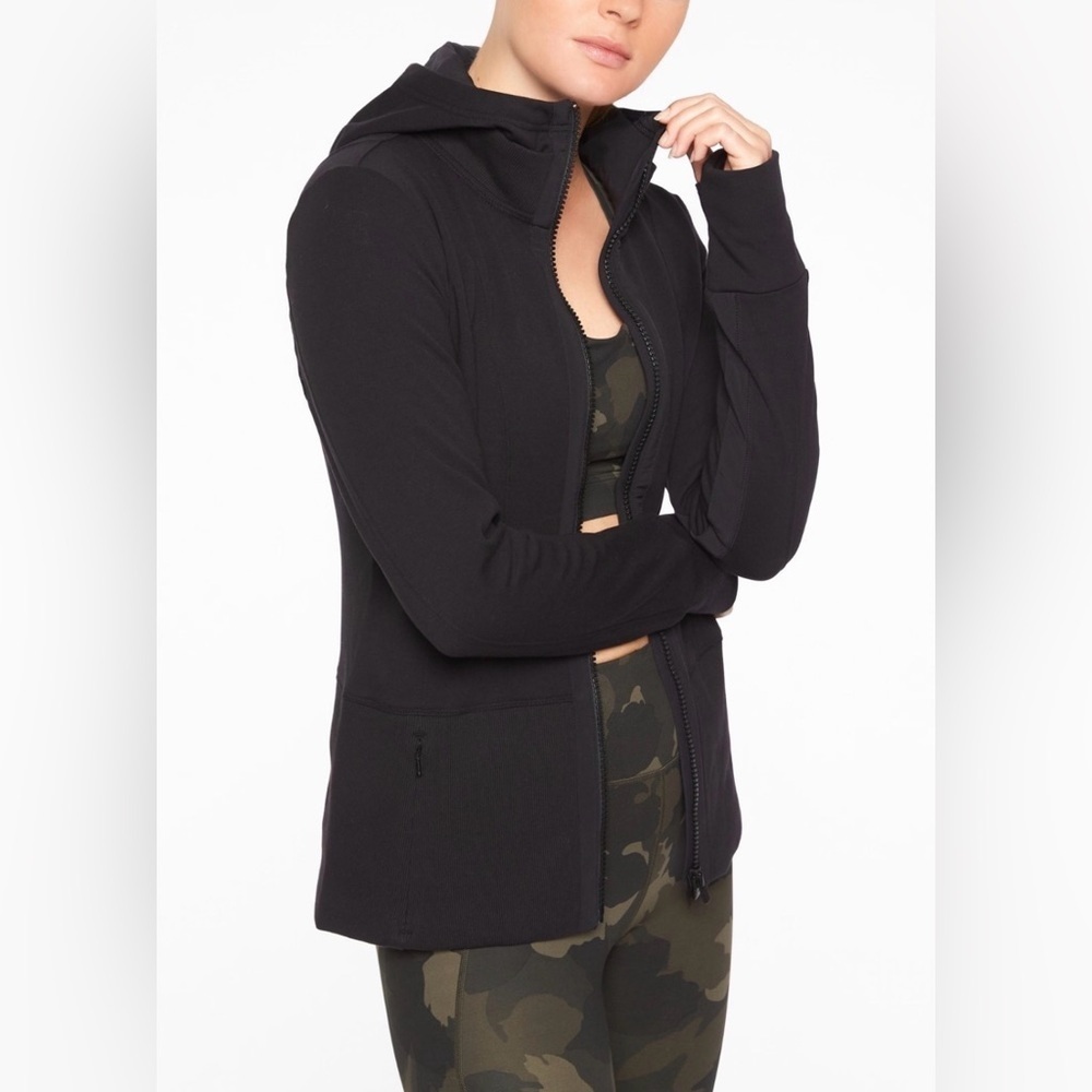 EUC Athleta Women's Black Victory Hoodie Jacket